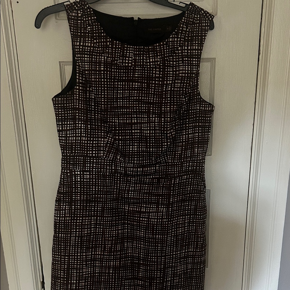The Limited Chic Brown and  White Patterned Dress